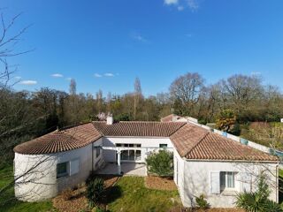  Maison � vendre 6 pi�ces 165 m�