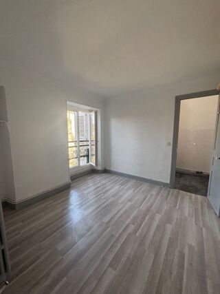  Appartement à louer 3 pièces 50 m²