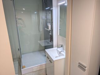  Appartement à louer 2 pièces 48 m²