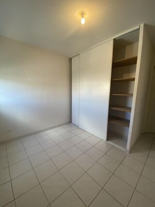  Appartement à louer 2 pièces 38 m²