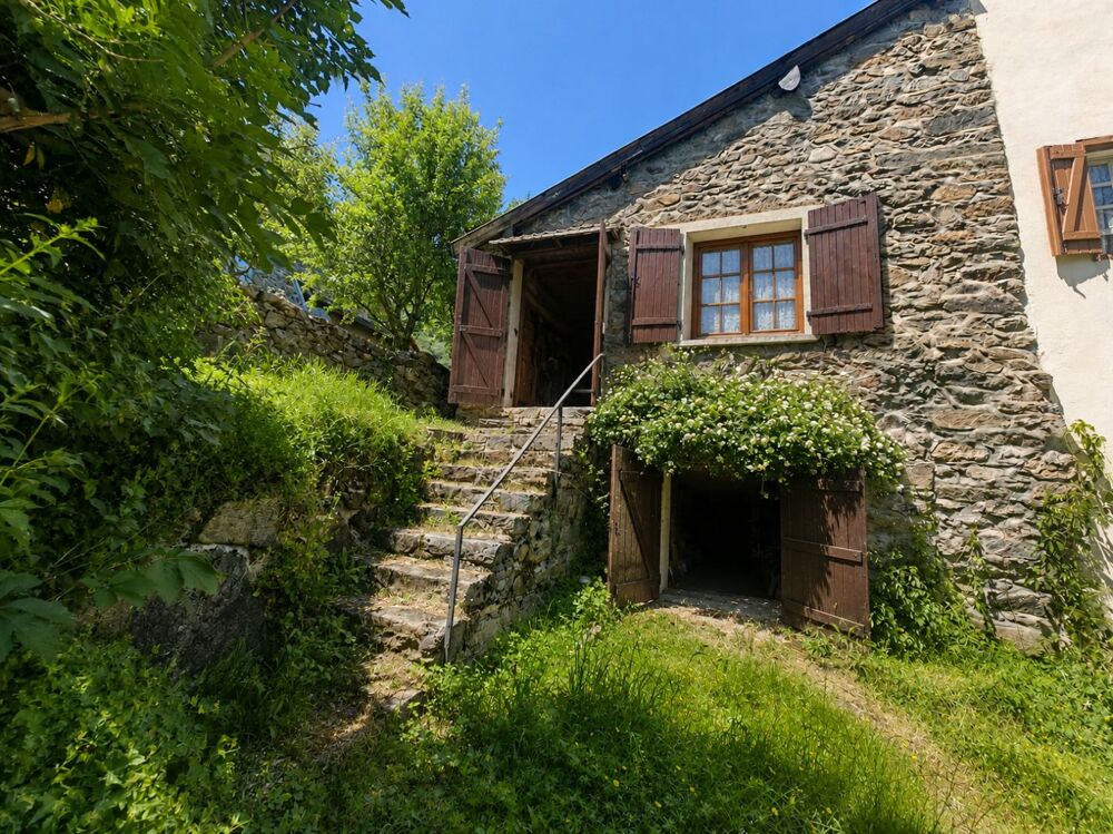 Maison 7 pièces 200 m² · à Ax les Thermes · 200 m² · 160 000 €
