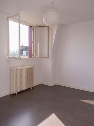  Appartement à louer 2 pièces 50 m²