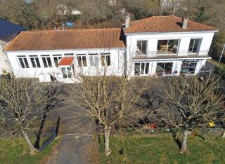  Maison � vendre 6 pi�ces 205 m�