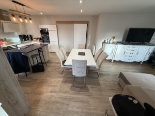  Appartement à louer 5 pièces 90 m²