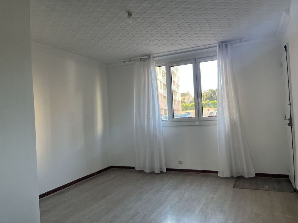 Location Appartement 3 Pièces Rez-de-Chaussée Marseille 12