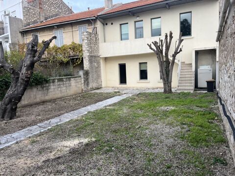 Local commercial 3500 13012 Marseille