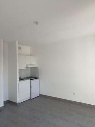  Appartement à louer 1 pièce 23 m²