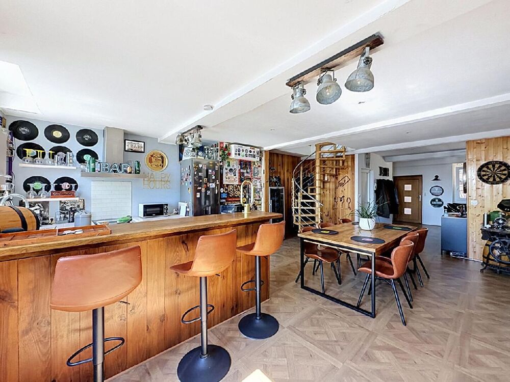 Appartement 6 pièces 125 m² · à Macon · 125 m² · 249 000 €