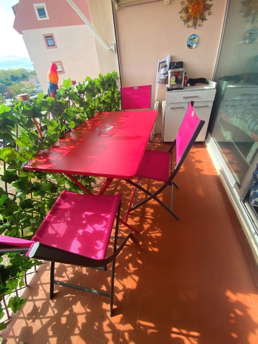 Studio Cabine + PARKING