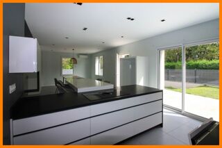  Maison � vendre 5 pi�ces 200 m�