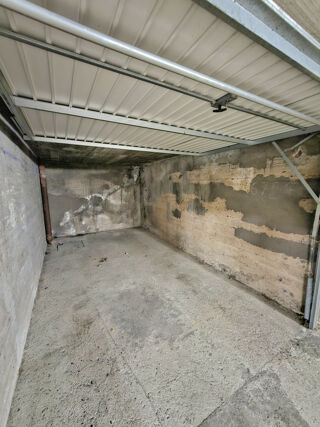  Parking / Garage à vendre  St etienne