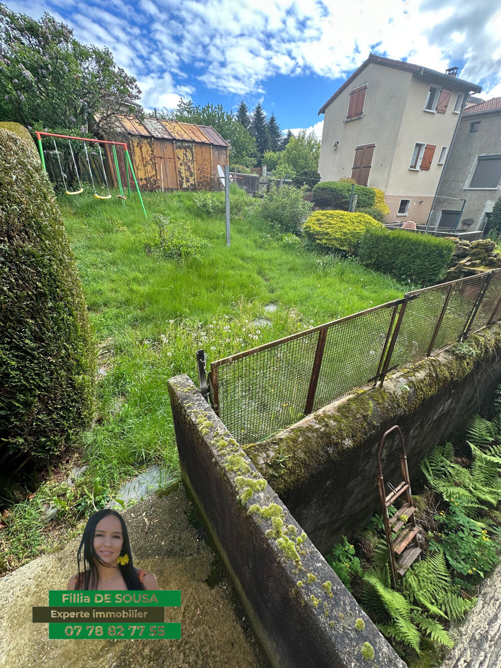 Maison mitoyenne avec jardin de type F4 a rénover - La Chamarèche/ Saint-Just-Malmont