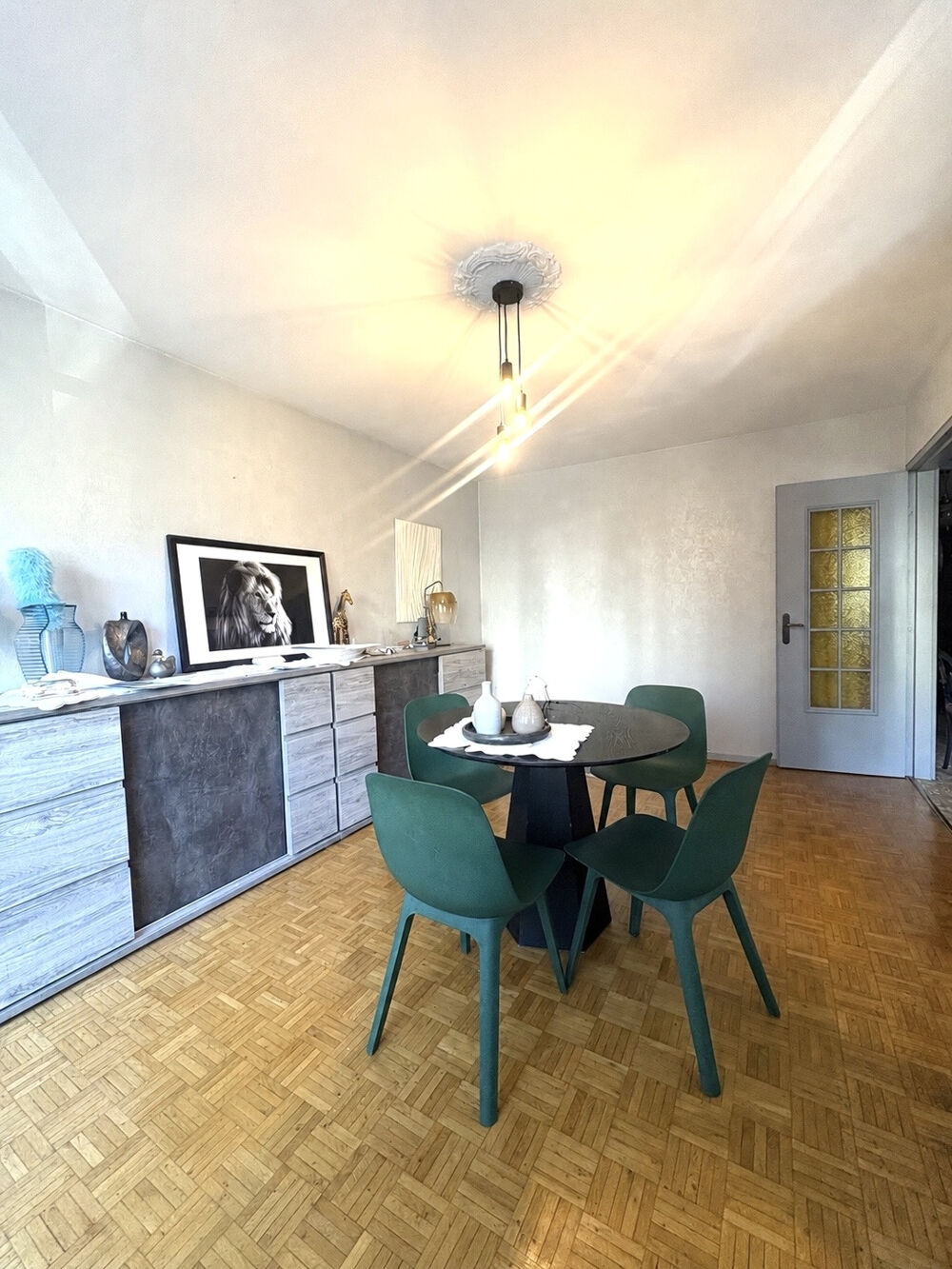 APPARTEMENT F4 AVEC BALCON - PLACE STATIONNEMENT / SAINT ETIENNE MONTPLAISIR