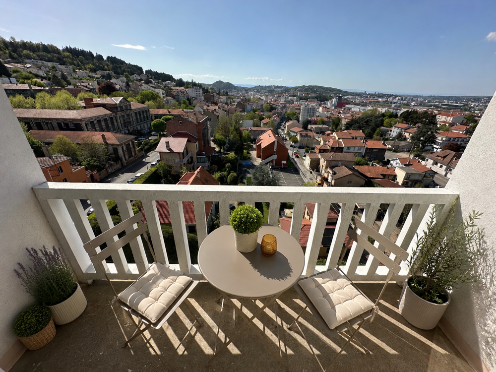 Vente Appartement APPARTEMENT F3 AVEC 4 BALCONS - CAVE - PARKING PRIVATIF /RICHELANDIERE-MONTPLAISIR. St etienne