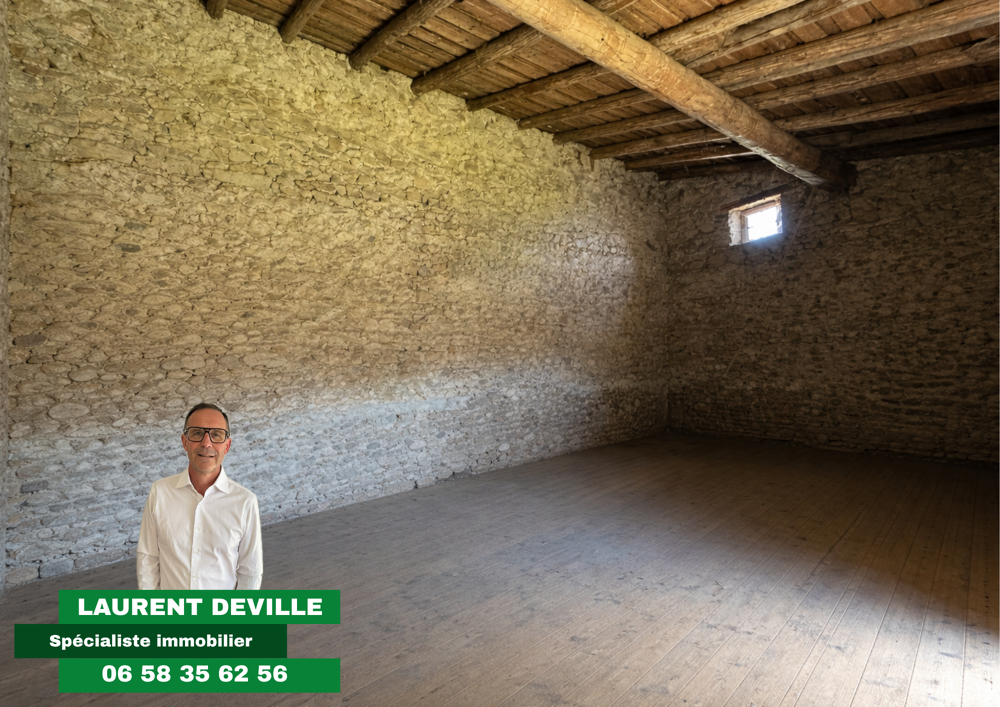 MAISON TYPE CORPS DE FERME A RENOVER ENV. 140 M2 + DEPENDANCES AVEC TERRAIN DE 1101 M2/ SAINT JUST MALMONT LE