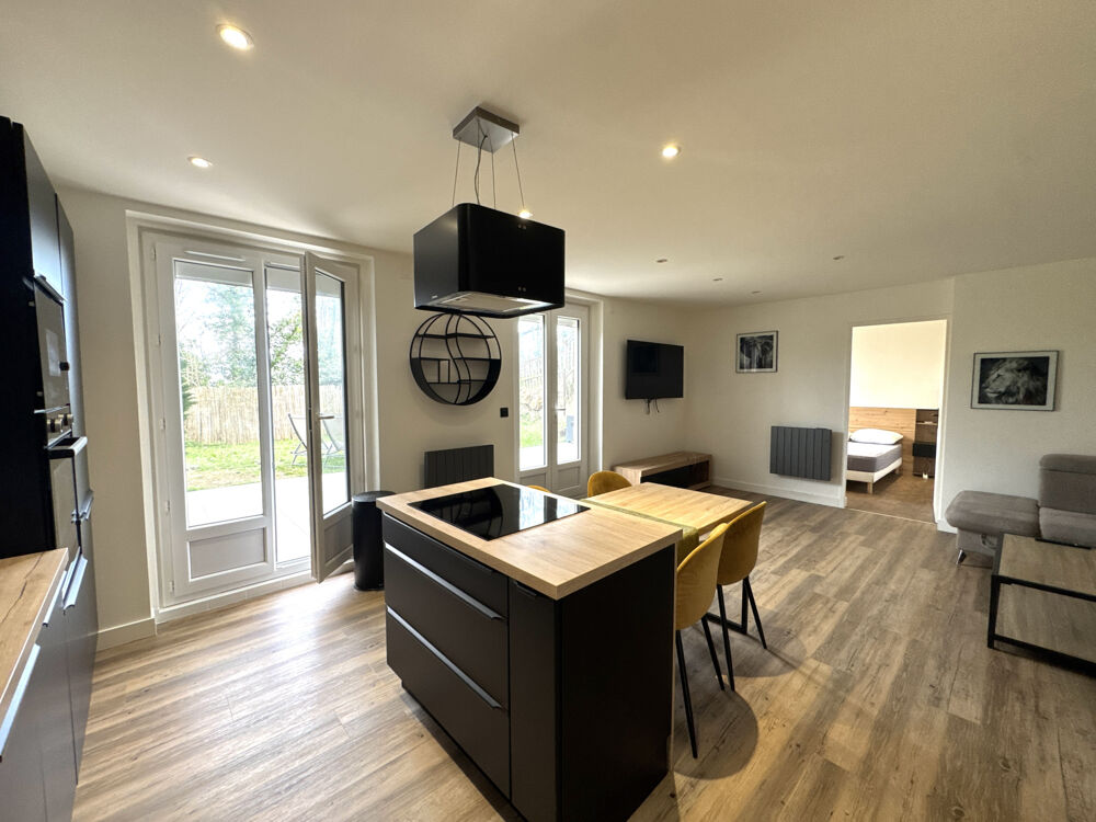 APPARTEMENT T2 MEUBLE AVEC CAVE ET JARDIN ET TERRASSE / SAINT PRIEST EN JAREZ LE CRET