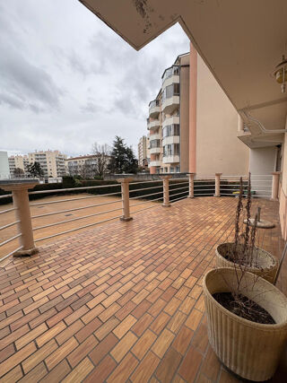  Appartement � louer 4 pi�ces 95 m�