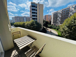 Appartement à louer 4 pièces 84 m²