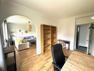  Appartement à louer 4 pièces 84 m²