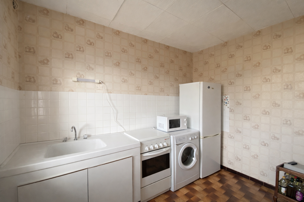 Vente Immeuble IMMEUBLE / SURY LE COMTAL-A PROXIMITE DES COMMODITES / IDEAL INVESTISSEUR Sury le comtal