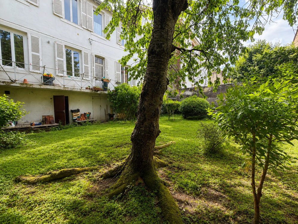 Vente Immeuble IDEAL INVESTISSEURS - IMMEUBLE DE RAPPORT DE 2 LOGEMENTS DIVISIBLES / CHATEAUCREUX-PROX. CENTRE VILLE St etienne