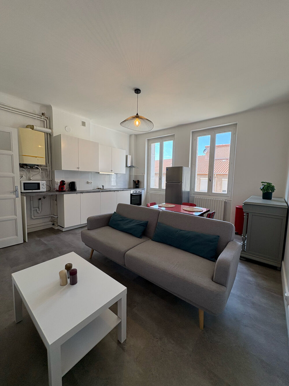 T3 - 2 CHAMBRES - MEUBLE / RUE TIBLIER VERNE