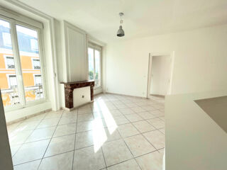  Appartement � vendre 4 pi�ces 80 m�