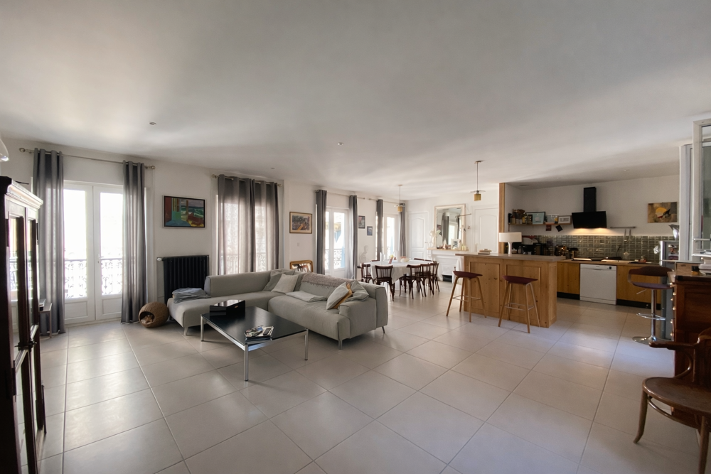 Vente Duplex/Triplex DUPLEX AVEC TERRASSE - MURS COMMERCIAUX / SAINT-ETIENNE - HYPER CENTRE St etienne