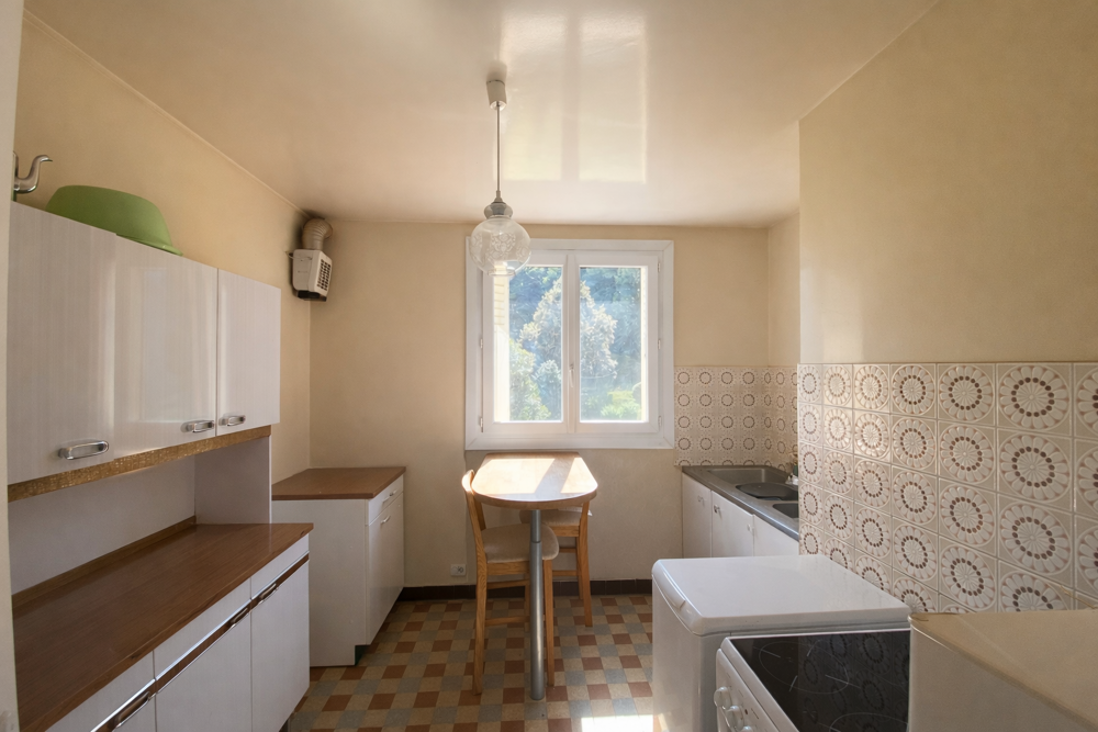 Appartement 3 pièces 52 m² · à St Etienne · 52 m² · 49 900 €