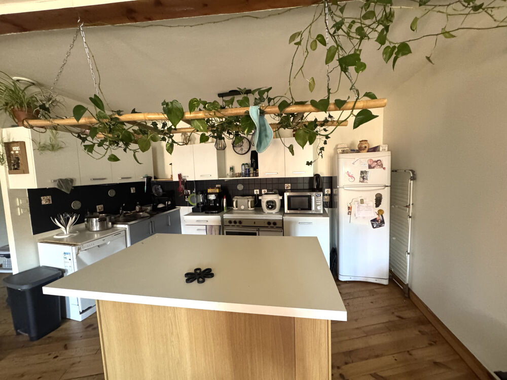 APPARTEMENT T3 - JARDIN COLLECTIF / LURIECQ CENTRE