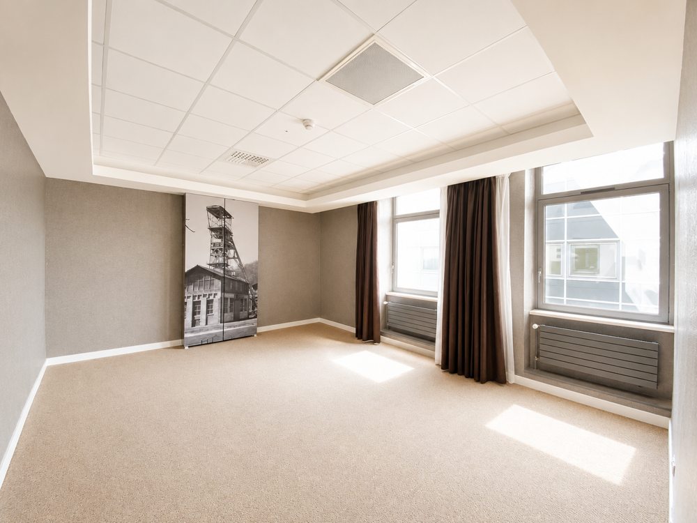   SAINT-ÉTIENNE   PLACE DE L'HÔTEL DE VILLE VENTE BUREAUX / ACTIVITÉS LIBÉRALES St etienne
