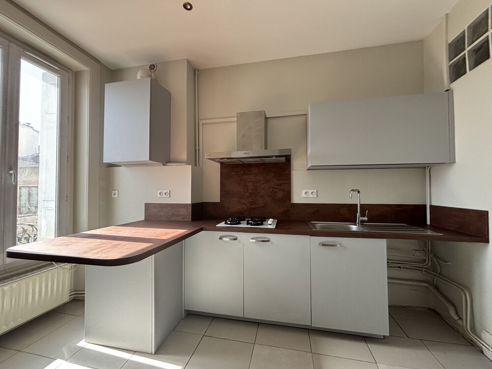 SAINT ETIENNE SECTEUR CITE DU DESIGN CARNOT - T4 de 82.47 m2 - 3 CHAMBRES + 2 GRENIERS + CAVE