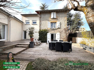  Maison à vendre 6 pièces 218 m² Le chambon feugerolles