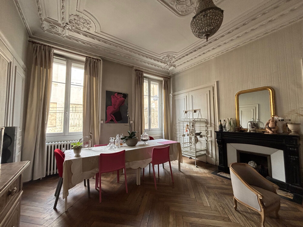 Vente Appartement SAINT ETIENNE CENTRE VILLE /TRIBUNAL - T5 DE 133,99M2 AVEC 3 CHAMBRES ET 2 SALLES DE BAIN St etienne