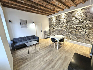  Appartement à louer 3 pièces 67 m²