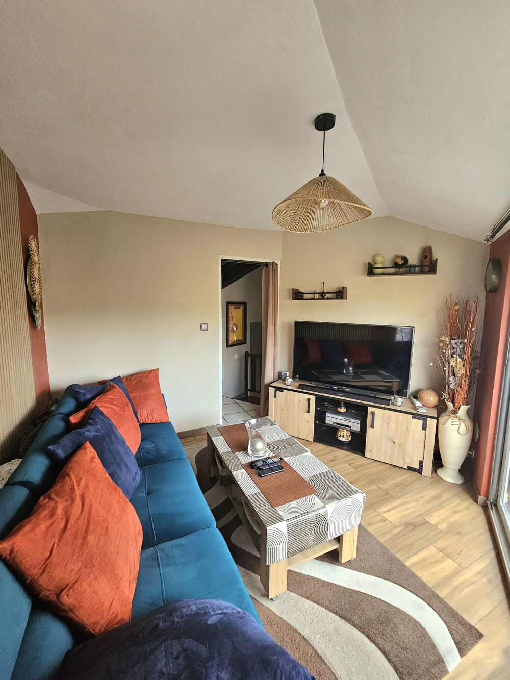 APPARTEMENT TYPE F4 BIS 67,33 M2 CARREZ (104,48 M2 AU SOL) TERRASSE TROPEZIENNE GARAGE STATIONNEMENT