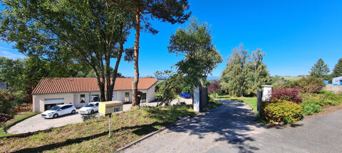 Maison de plain-pied &agrave; usage professionnel 319900 43240 St just malmont