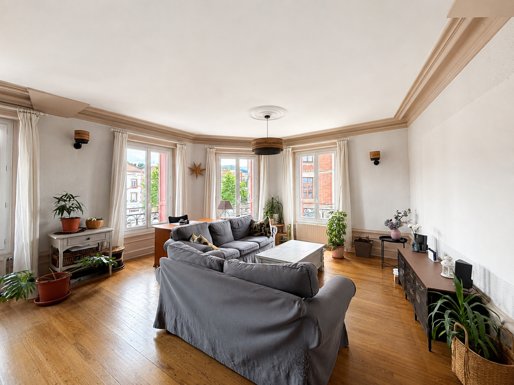 f5 172,91 m2 carrez, terrasse, garage - firminy centre-ville - ideal grande famille