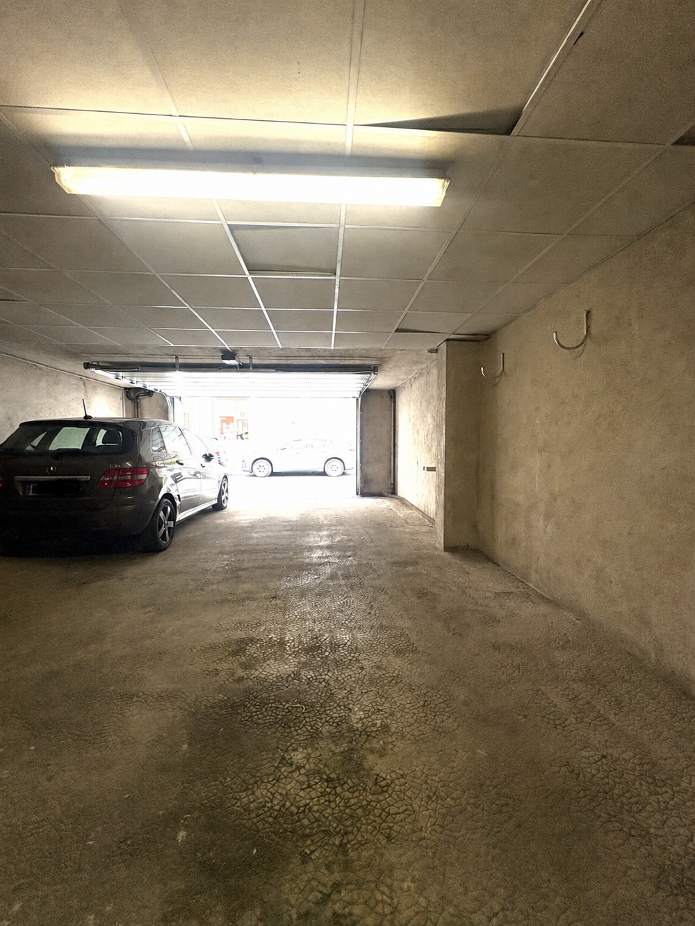 Location Parking/Garage PLACE DE PARKING - BOX SECURISE / JEAN JAURES St etienne