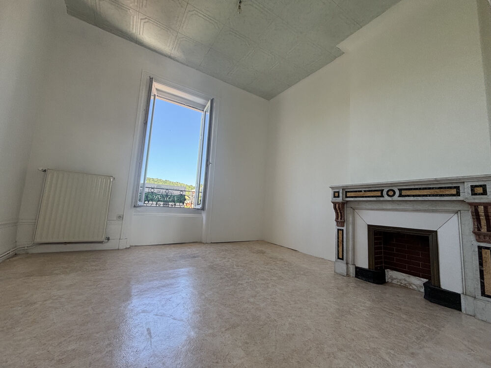 SAINT ETIENNE SECTEUR CITE DU DESIGN CARNOT - T4 de 82.47 m2 - 3 CHAMBRES + 2 GRENIERS + CAVE