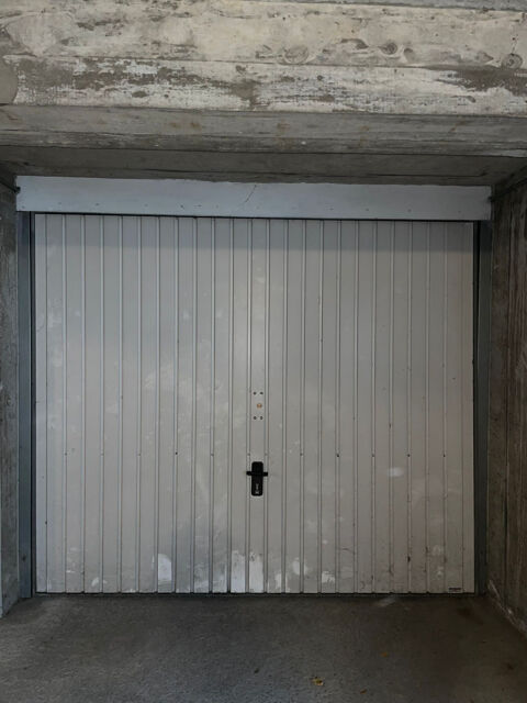  Parking / Garage � louer 