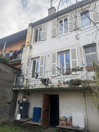  Immeuble � vendre 8 pi�ces 225 m�