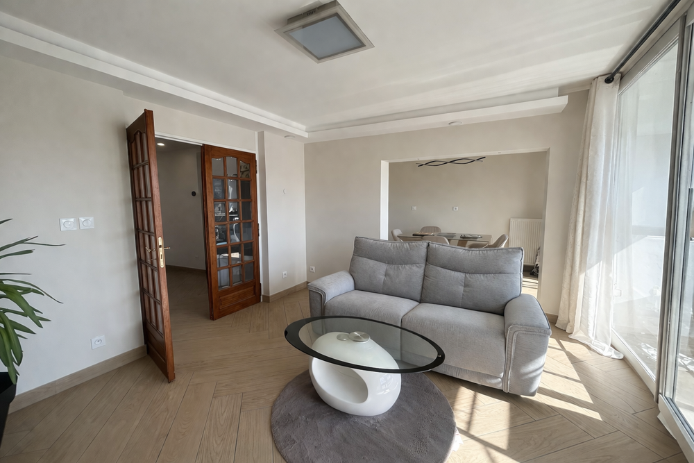 Vente Appartement BEL APPARTEMENT RÉCENT - 2 CHAMBRES + 2 LOGGIAS St etienne