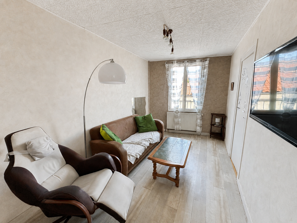 Maison mitoyenne de ville de type T2 de 37,14 m2 + sous-sol complet / Firminy - le Mas