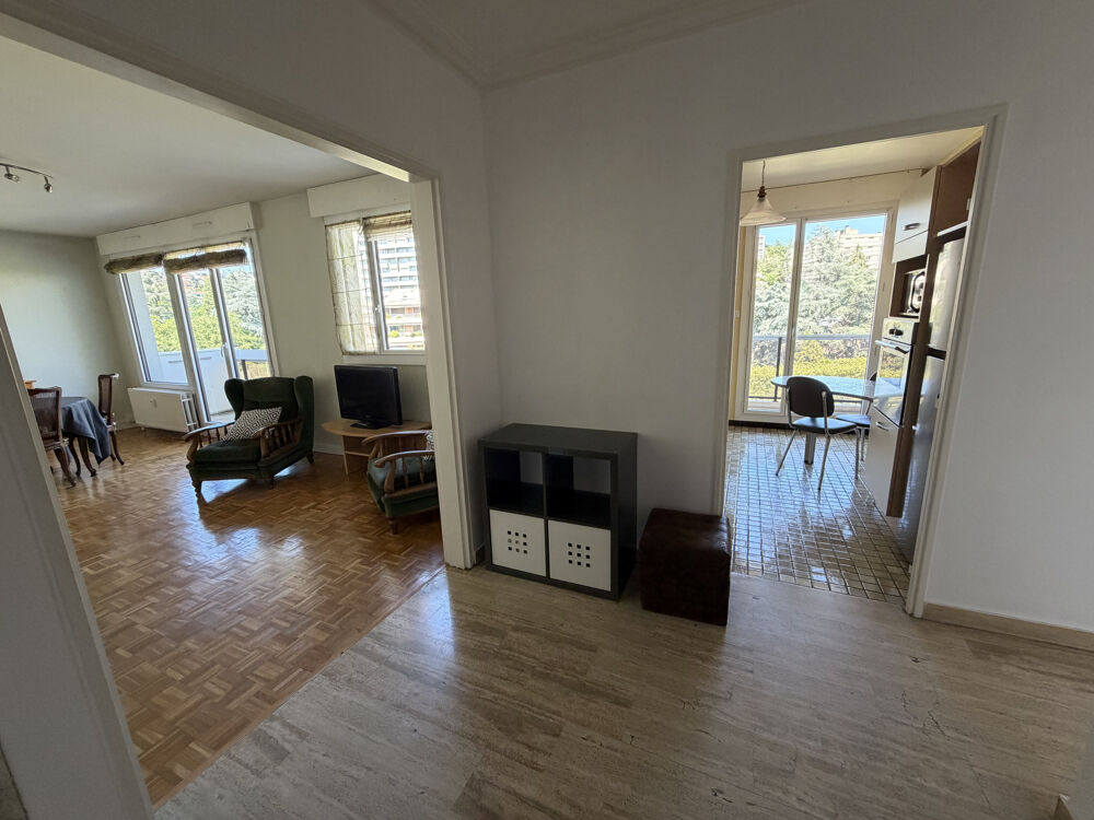 Vente Appartement Appartement F3 - 74,77M2 - Cave - Garage - Balcons - Saint-Etienne / Cours Fauriel St etienne