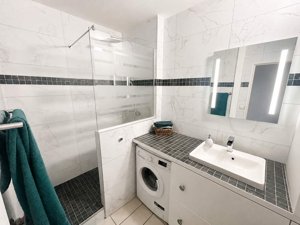 Vente Appartement APPARTEMENT F4 AVEC BALCON, PLACE DE PARKING ET CAVE/ IDEAL RÉSIDENCE PRINCIPALE OU JEUNE COUPLE St etienne