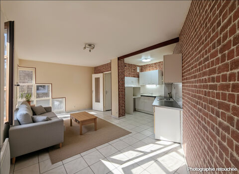   MAISON  DE VILLAGE   , PROCHE DES COMMODITES  , GARAGE , IDEAL PREMIER ACHAT SAINT DIDIER EN VELAY Maison - 4 pi�ce(s) - 70 m�