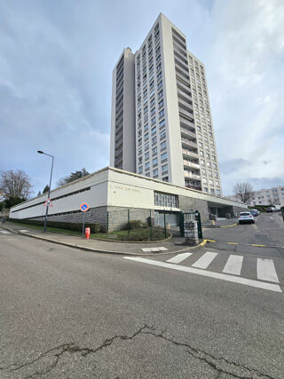  Parking / Garage à vendre  St etienne