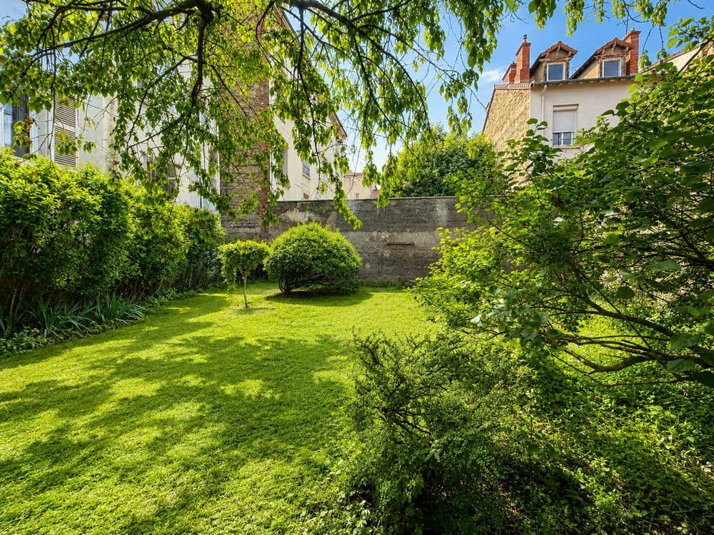 Vente Maison IDEAL INVESTISSEURS - IMMEUBLE DE RAPPORT DE 2 LOGEMENTS DIVISIBLES / CHATEAUCREUX-PROX. CENTRE VILLE St etienne