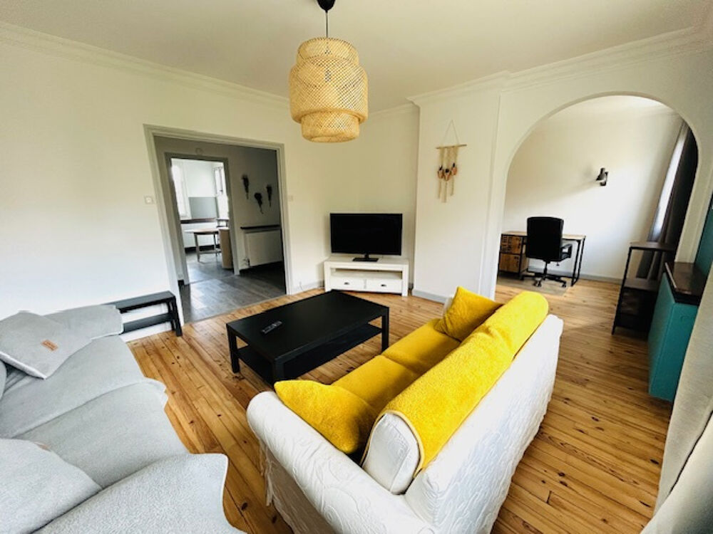 Location Appartement APPARTEMENT T4 ENTIÈREMENT MEUBLÉ ET RÉNOVÉ   TROISIÈME ÉTAGE   CAVE   FOCH   CITÉ DU DESIGN   RUE EDMOND CHAR St etienne